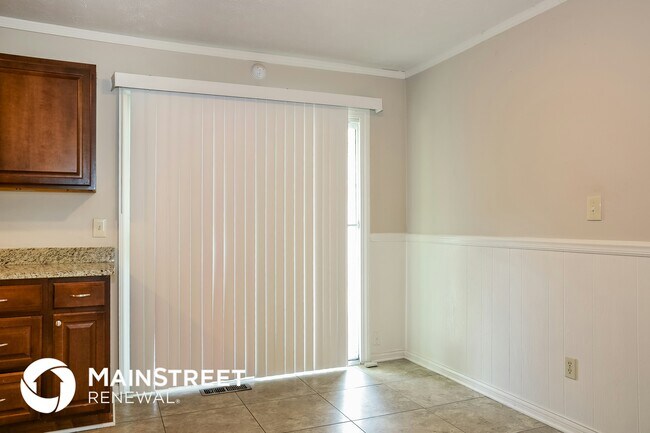 Foto del edificio - 2775 Fleet Rd