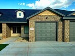 Foto principal - New 2 Bedroom Townhome in Escondido - Fren...