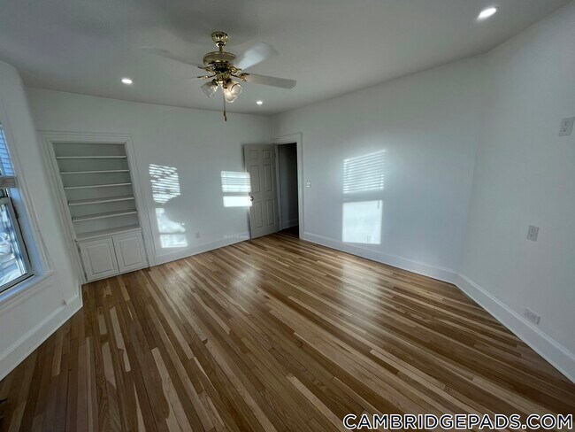 Building Photo - 94 Berkshire St