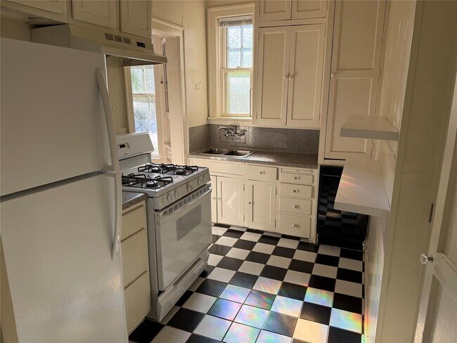Foto del edificio - 1417 W Lynn St