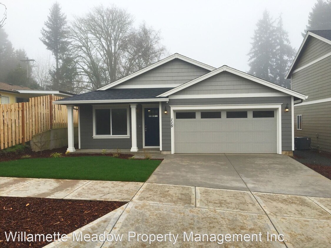 Primary Photo - 3 br, 2 bath House - 115 Ferry St.