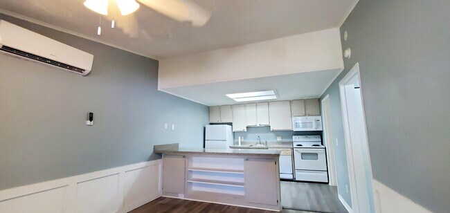 Foto del edificio - 560 7th Pl