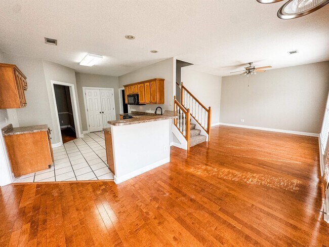 Foto del edificio - 9847 Winsford Ln