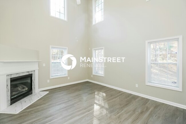 Building Photo - 8133 Green Garden Dr