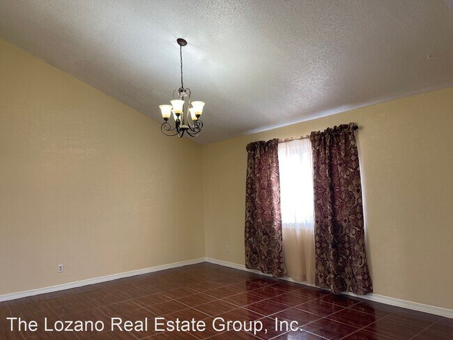 Foto del edificio - 2 br, 2 bath House - 14120 Seattle Slew Av...