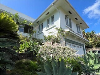 Building Photo - 1245 Alewa Dr