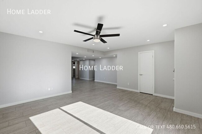 Foto del edificio - 5849 N 81st St