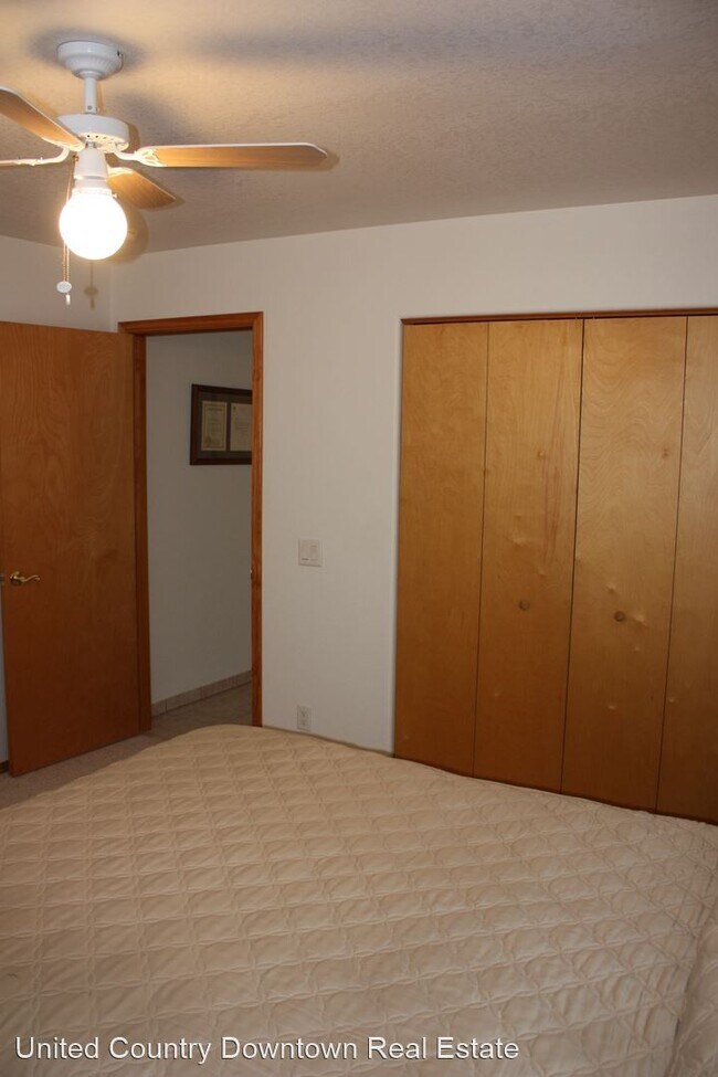 Foto del edificio - 3 br, 2 bath House - 2001 Shelly Dr.
