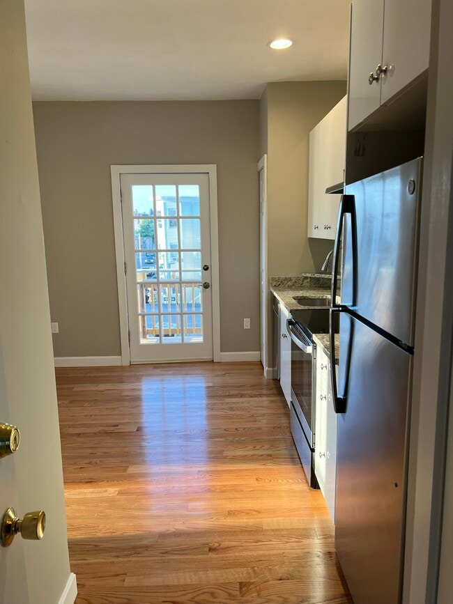 Photo - 1084 Dorchester Ave Apartment