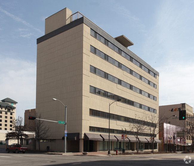 Building Photo - Crossroads House Apartments