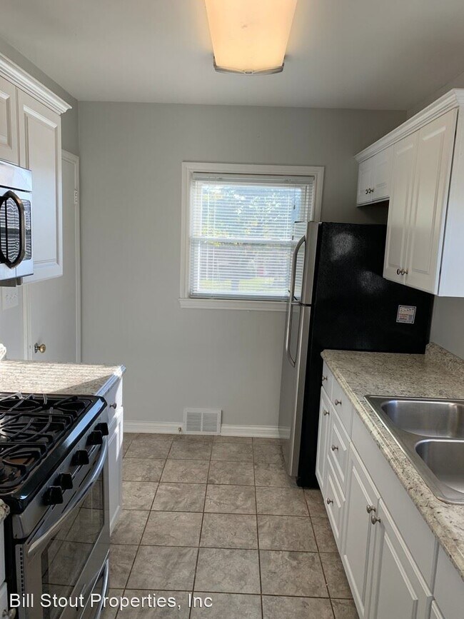 Building Photo - 3 br, 1 bath House - 3024 Taylorsville Road