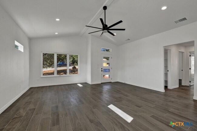 Building Photo - 2549 Grandview Forest