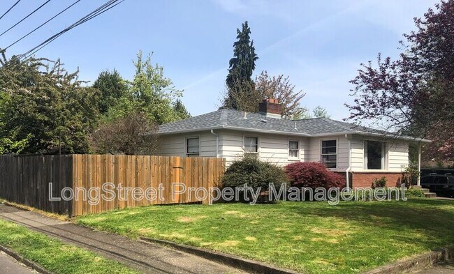 Foto del edificio - 3255 NW Fillmore Ave