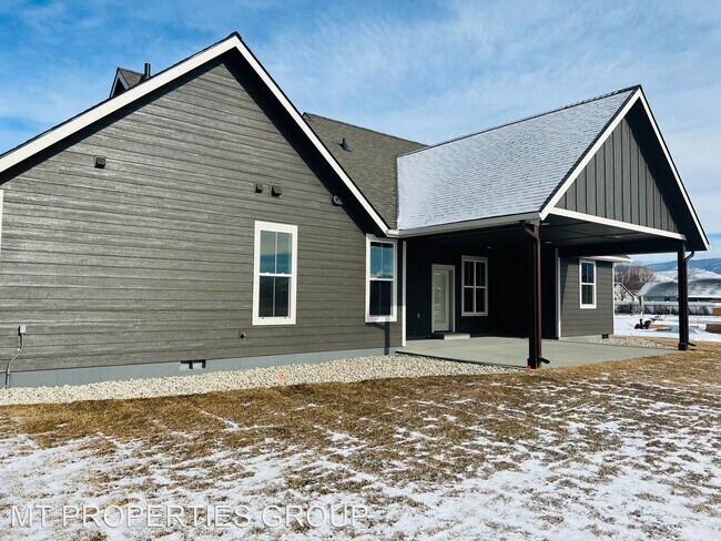 Foto del edificio - 3 br, 2 bath House - 107 Farm Land Lane