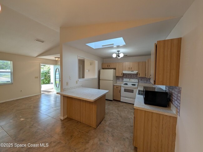 Building Photo - 7355 Barbara Rd