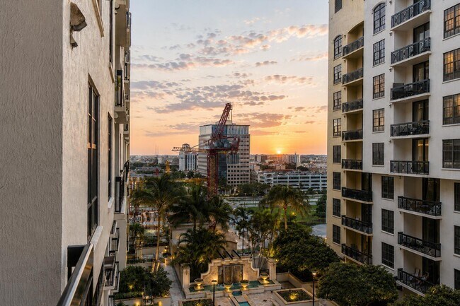 Foto del edificio - 801 S Olive Ave