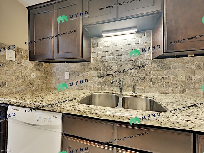 Foto del edificio - 2234 S Piney Point Rd