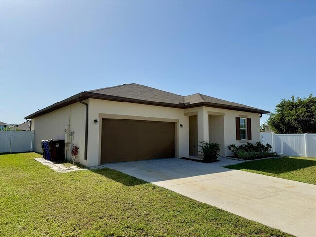 Foto del edificio - 1685 Gentle Breeze Dr