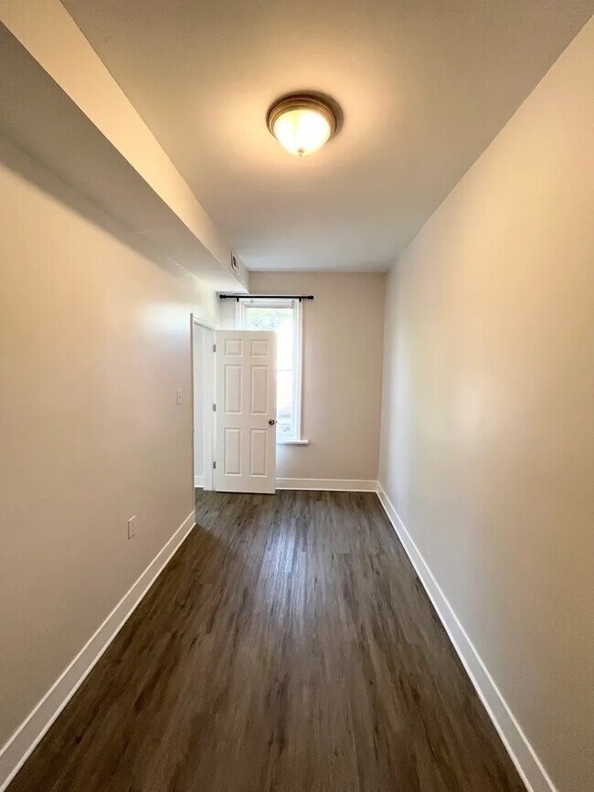 Foto del edificio - 2224 S Sawyer Ave