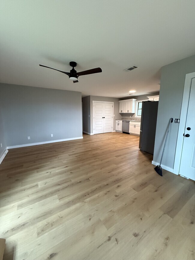 Foto del edificio - 1057 B E Olympia St