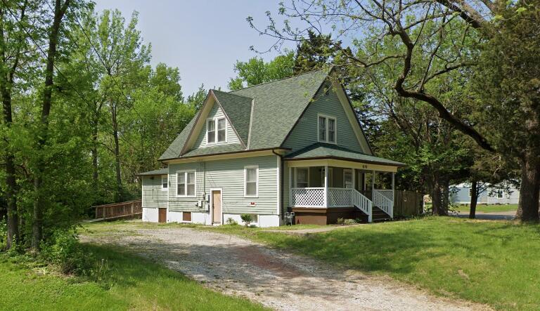Primary Photo - 608 W Sexton Rd