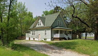 Building Photo - 608 W Sexton Rd