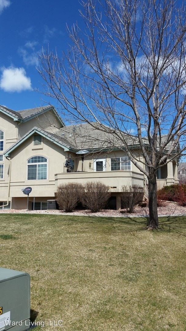 Building Photo - 3 br, 2.5 bath House - 405 Clubhouse Ct