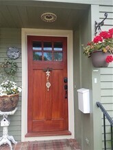 Building Photo - 23 Shield St