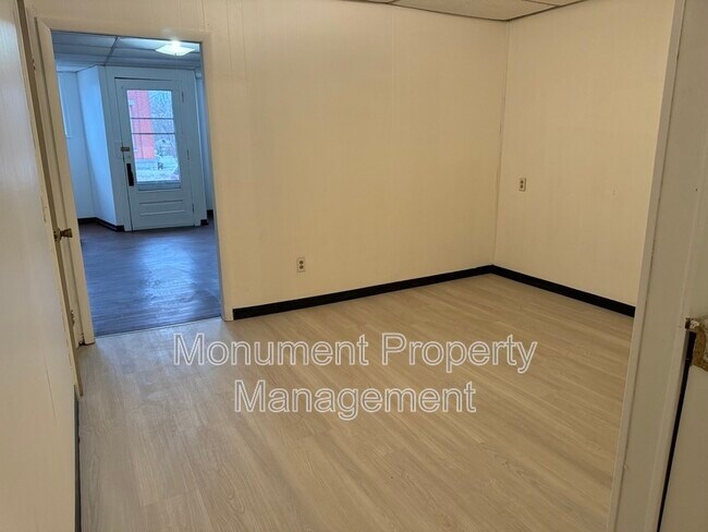 Foto del edificio - 8 E Church St