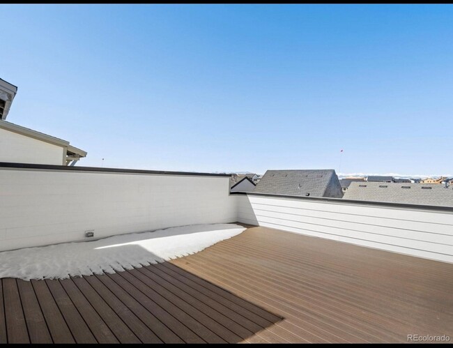 Foto del edificio - Spacious 4BR Roofdeck Townhome in Broomfield