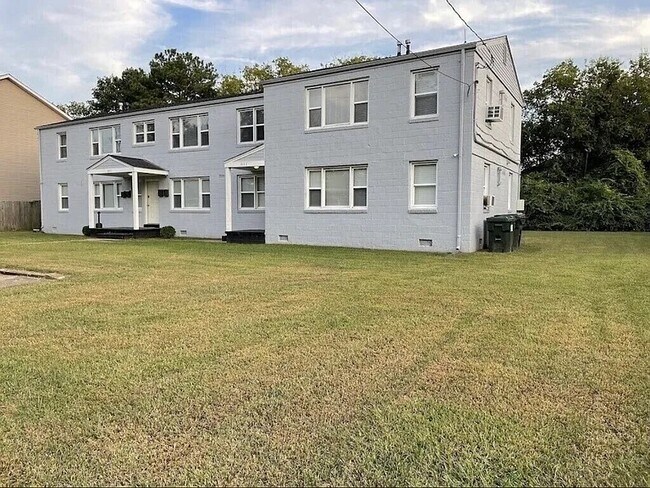 Foto del edificio - 811 E 30th St