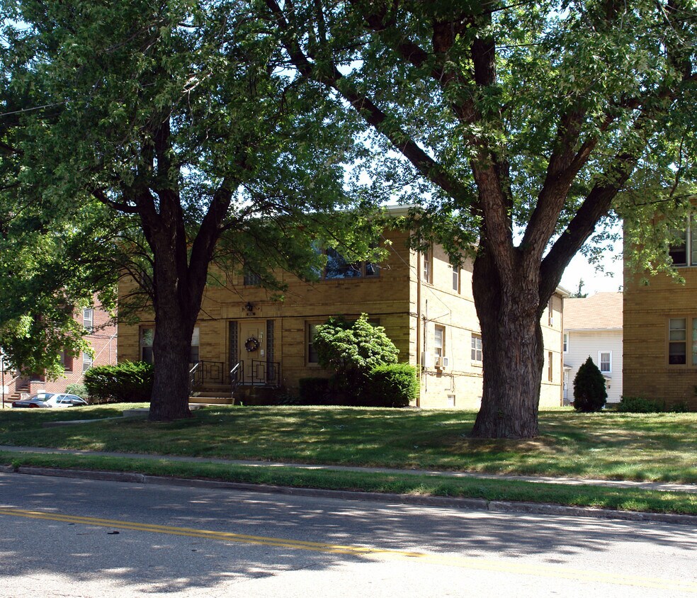 Building Photo - 1630 Fulton Dr NW