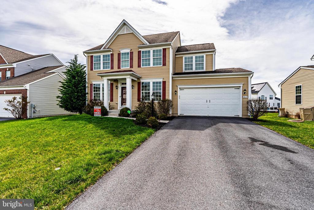 Primary Photo - 18119 Boxford Ln