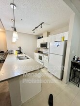 Building Photo - 136 C Sandpiper Rd