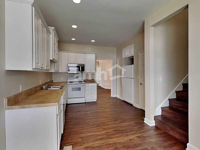 Foto del edificio - 1707 Arrowhead Dr