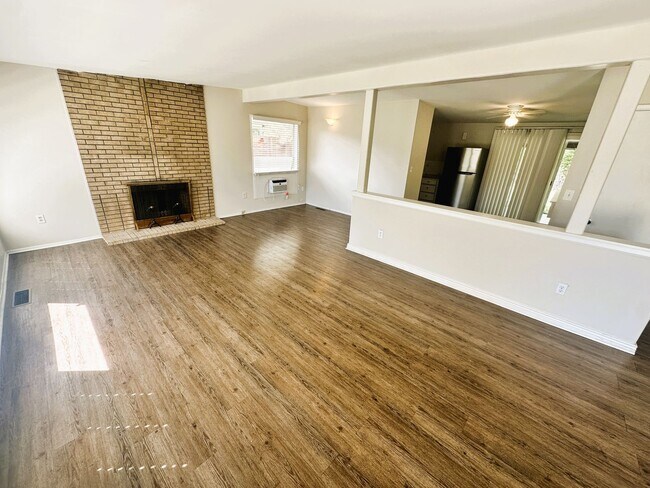 Building Photo - Spacious RANCH Home Available Now! Finishe...