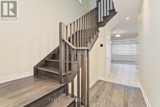 Building Photo - 173 Keelson St.