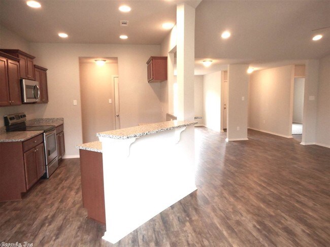 Building Photo - 17113 Crooked Oak Dr