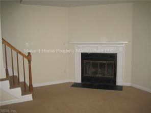 Foto del edificio - Spacious Condo Townhouse in Shaker Square