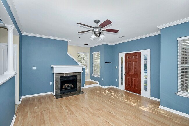 Foto del edificio - 526 N Davidson St