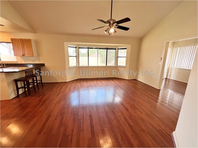 Foto del edificio - Malielie Street (3 bed/2 bath/2prkg) – Mil...