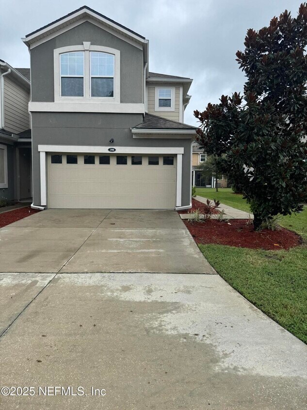 Foto principal - 398 Richmond Dr