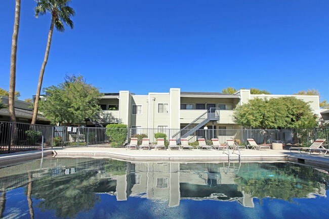 Deerfield Village on Fort Lowell Rentals Tucson, AZ