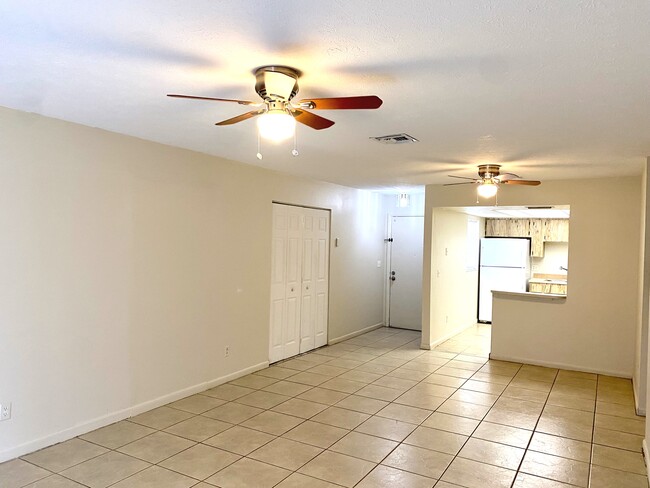 521 NE 24th Pl, Cape Coral, FL 33909 - Apartments at 521 NE 24th Pl ...