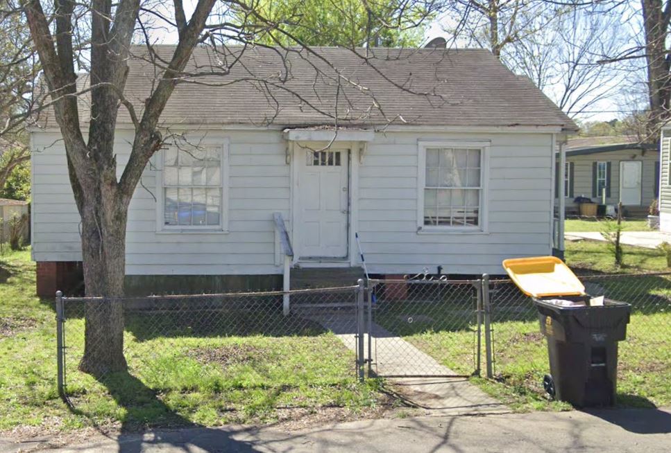 Primary Photo - 30 McArthur St