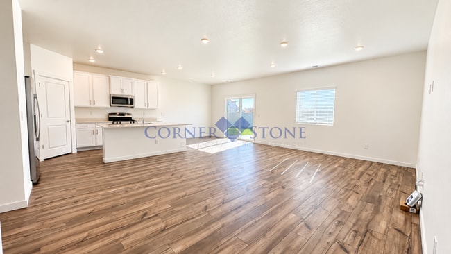 Building Photo - 15095 Aviaticus Wy