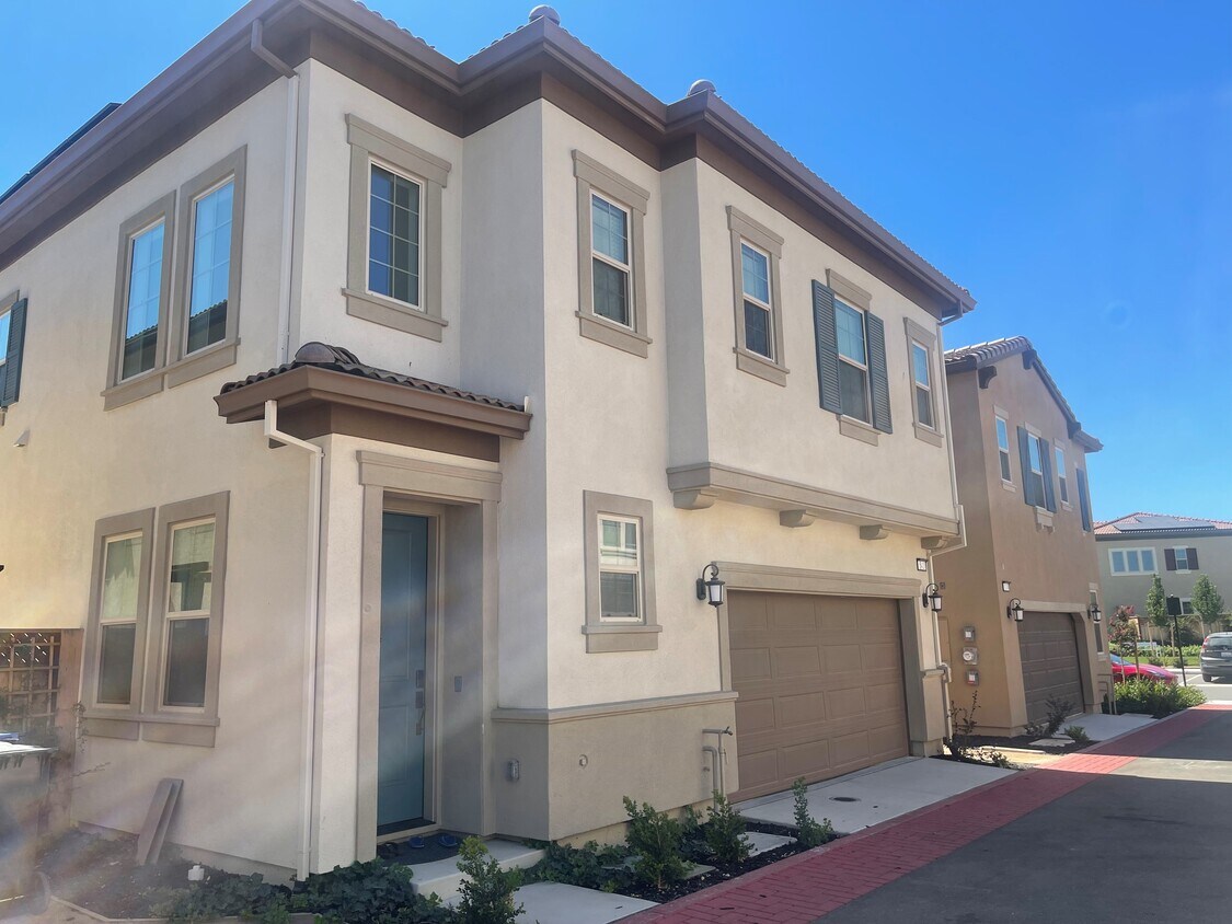 542 Ash Ct, Mountain House, CA 95391 House for Rent in Mountain House