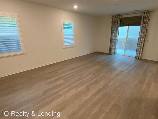 Foto del edificio - 4 br, 2.5 bath House - 2609 Griffing Dr