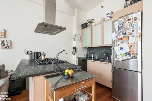 Foto del edificio - 120 Greenwich St