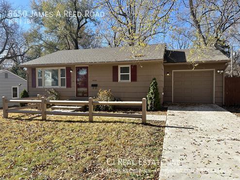Foto principal - 8650 James A Reed Rd